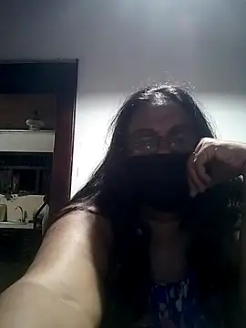 Snapshot of FemMom chatting on September 26, 1:59 pm FemMom online show from September 26, 1:59 pm