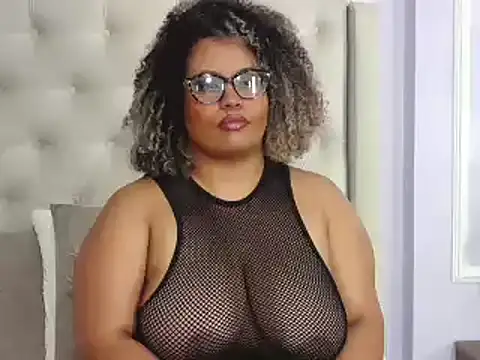 Snapshot of SammyHank chatting on January 3, 2:43 am SammyHank online show from January 3, 2:43 am