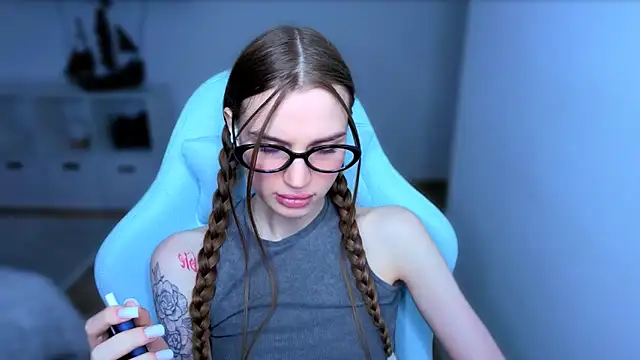 Snapshot of StellaLawless chatting on October 11, 12:15 pm StellaLawless online show from October 11, 12:15 pm