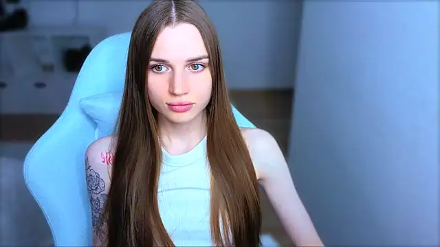 Snapshot of StellaLawless chatting on October 19, 7:47 pm StellaLawless online show from October 19, 7:47 pm