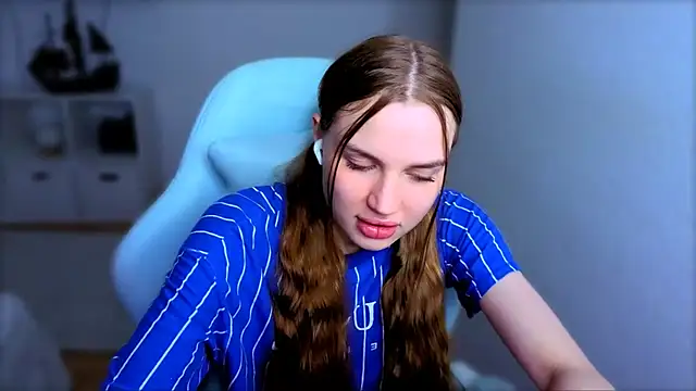 Snapshot of StellaLawless chatting on October 27, 8:02 pm StellaLawless online show from October 27, 8:02 pm