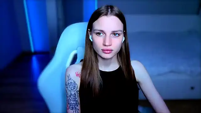 StellaLawless online show from June 30, 10:44 pm