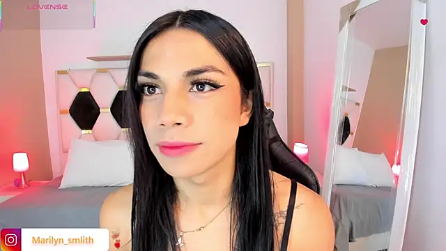 MarilynSmIith online show from March 30, 12:50 pm