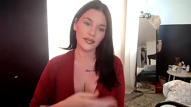 Bustyjessicalouu online show from January 7, 12:41 pm