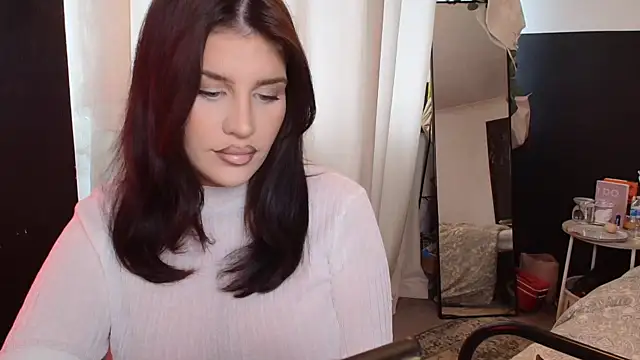 Bustyjessicalouu online show from February 3, 12:25 pm