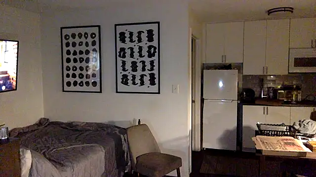 TheOnlyTwinTowers online show from March 14, 5:35 am