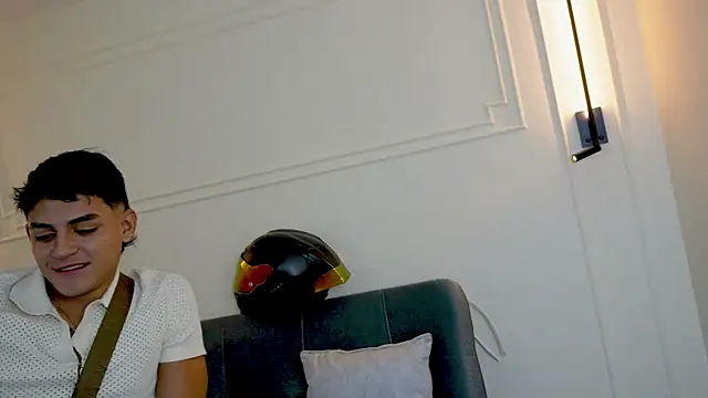 Paradise boy s online show from January 29, 1:16 am