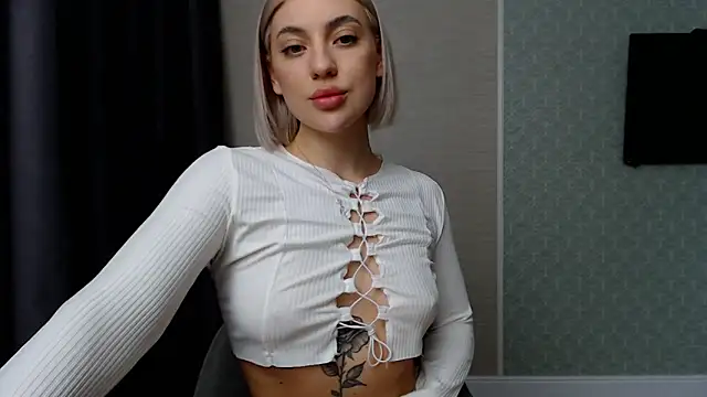 hot-sasha9 online show from February 23, 6:34 pm