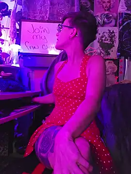 Snapshot of nephilaaranea chatting on June 15, 12:57 am nephilaaranea online show from June 15, 12:57 am