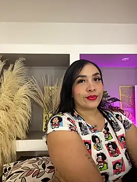 Snapshot of Sheeryl__ chatting on June 14, 6:04 am Sheeryl online show from June 14, 6:04 am