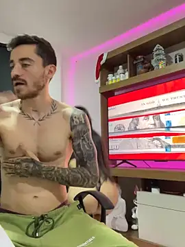 Snapshot of Julieta-sett chatting on December 7, 5:59 am Julieta-sett online show from December 7, 5:59 am