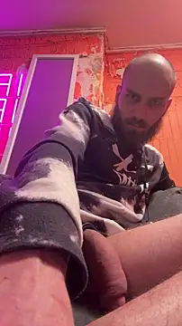 Snapshot of pervy_devil chatting on February 27, 8:47 am pervy devil online show from February 27, 8:47 am