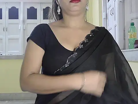 Snapshot of Model-Tanya chatting on November 5, 1:22 pm Model-Tanya online show from November 5, 1:22 pm