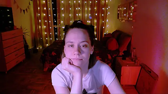 Malinax online show from December 22, 4:09 am