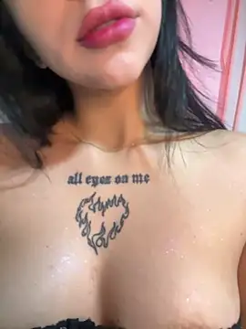 Snapshot of eva_elifee chatting on February 7, 10:57 pm eva elifee online show from February 7, 10:57 pm