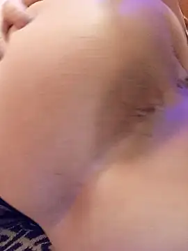 Snapshot of Mimy_khalifa chatting on April 9, 6:19 am Mimy khalifa online show from April 9, 6:19 am