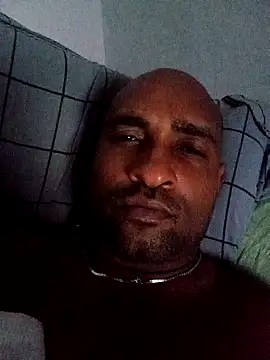 Snapshot of Beto0815 chatting on February 3, 2:53 am Beto0815 online show from February 3, 2:53 am