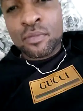 Snapshot of Beto0815 chatting on February 10, 4:44 pm Beto0815 online show from February 10, 4:44 pm