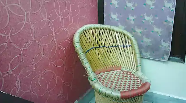 ANSHIKHA KAUR online show from December 25, 5:05 pm