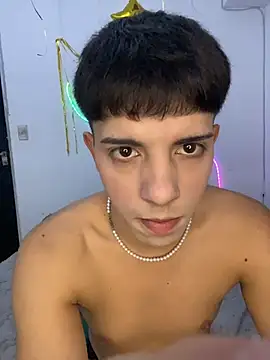 matiasgaleano online show from April 27, 9:57 pm