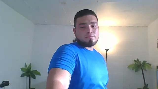 Snapshot of DirtyRcride chatting on November 16, 6:13 pm DirtyRcride online show from November 16, 6:13 pm