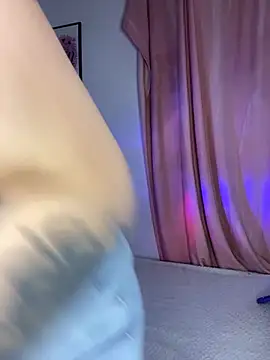 Ari Martin online show from November 23, 5:07 am