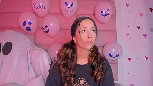 little-Emma online show from October 13, 12:21 am