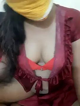 Snapshot of Lovely_Pragati chatting on February 11, 4:46 pm Lovely Pragati online show from February 11, 4:46 pm