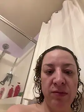 Snapshot of MonroeLoves chatting on March 16, 8:54 am MonroeLoves online show from March 16, 8:54 am