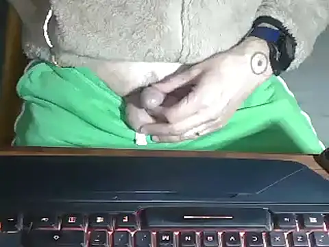 Snapshot of Adri_gard chatting on March 13, 8:54 pm Adri gard online show from March 13, 8:54 pm