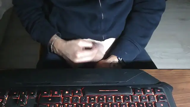 Snapshot of Adri_gard chatting on October 26, 8:59 pm Adri gard online show from October 26, 8:59 pm