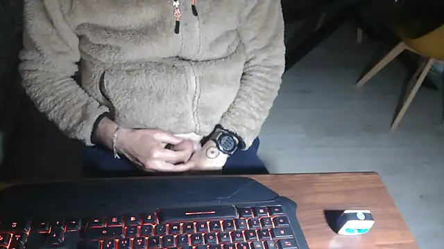 Adri gard online show from March 3, 9:10 pm