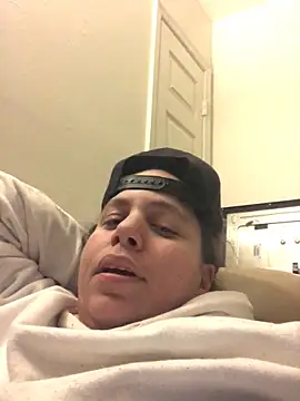 Snapshot of itsdaddi2u chatting on January 31, 1:01 am itsdaddi2u online show from January 31, 1:01 am