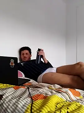 Snapshot of Jota_show chatting on June 9, 1:34 pm Jota show online show from June 9, 1:34 pm