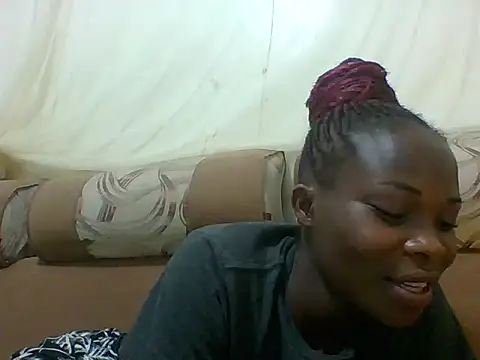 sexxyqueenn22 online show from January 8, 2:25 am