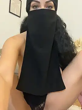 Snapshot of Amberonee31 chatting on February 25, 7:36 pm Amberonee31 online show from February 25, 7:36 pm