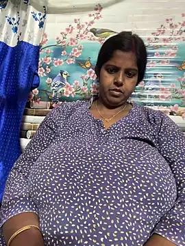 Beauty-queen online show from February 24, 1:31 pm