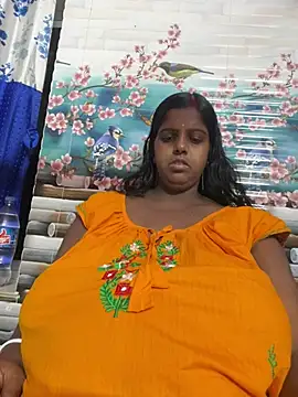 Snapshot of Beauty-queen chatting on April 26, 12:14 pm Beauty-queen online show from April 26, 12:14 pm