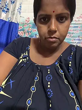 Snapshot of Beauty-queen chatting on April 27, 1:53 pm Beauty-queen online show from April 27, 1:53 pm