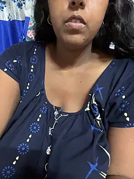 Snapshot of Beauty-queen chatting on June 29, 10:59 am Beauty-queen online show from June 29, 10:59 am