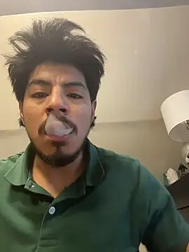 Snapshot of MynameisPaco chatting on November 24, 1:22 pm MynameisPaco online show from November 24, 1:22 pm