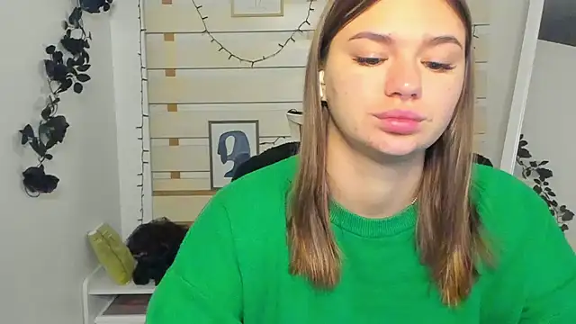 Josephine Kiss online show from November 11, 7:19 am