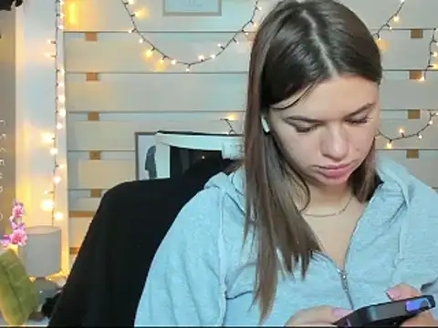 Josephine Kiss online show from November 29, 1:36 pm