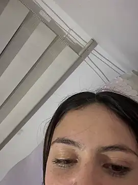 Lorraine Leon online show from February 28, 3:48 am