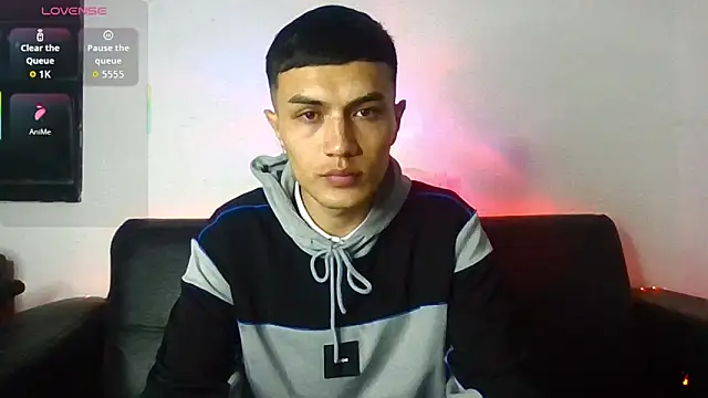 Tifanny Sweett online show from February 10, 11:42 pm