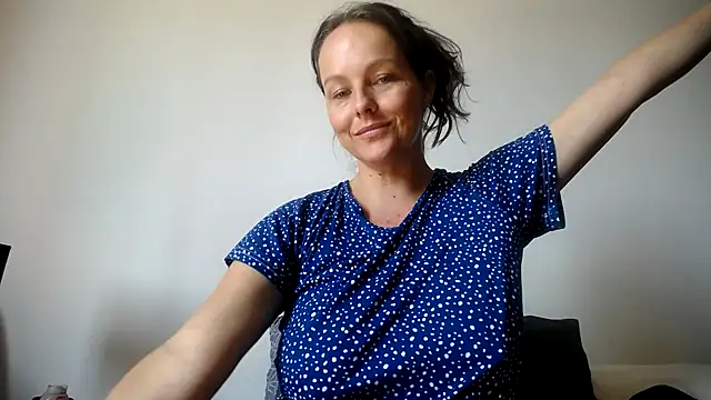 Snapshot of Kinky_Lyrical chatting on March 6, 10:52 am Kinky Lyrical online show from March 6, 10:52 am