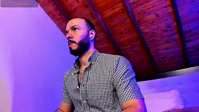 Tom Bailey online show from February 8, 12:41 pm