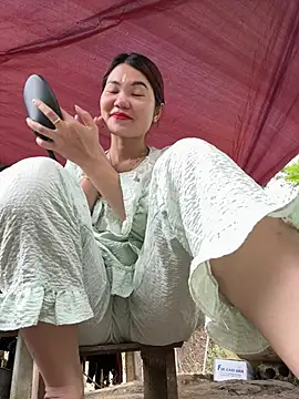 Emily 9xx online show from March 8, 3:17 am