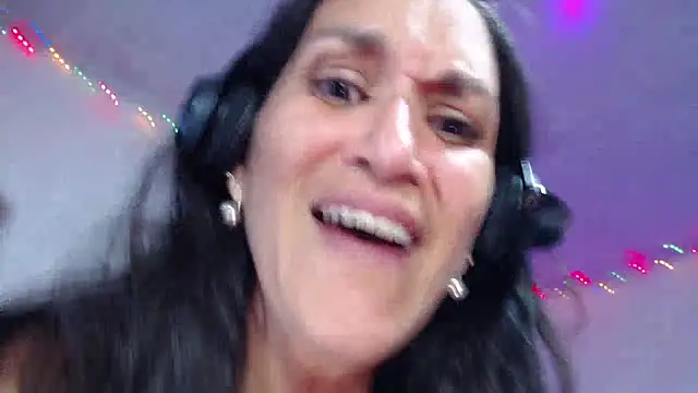 Snapshot of diosa78afrodita chatting on January 20, 1:18 am diosa78afrodita online show from January 20, 1:18 am
