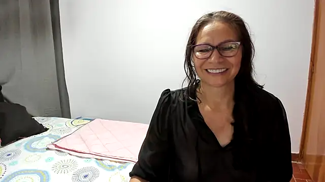 Carlaa-69 online show from December 5, 10:46 am